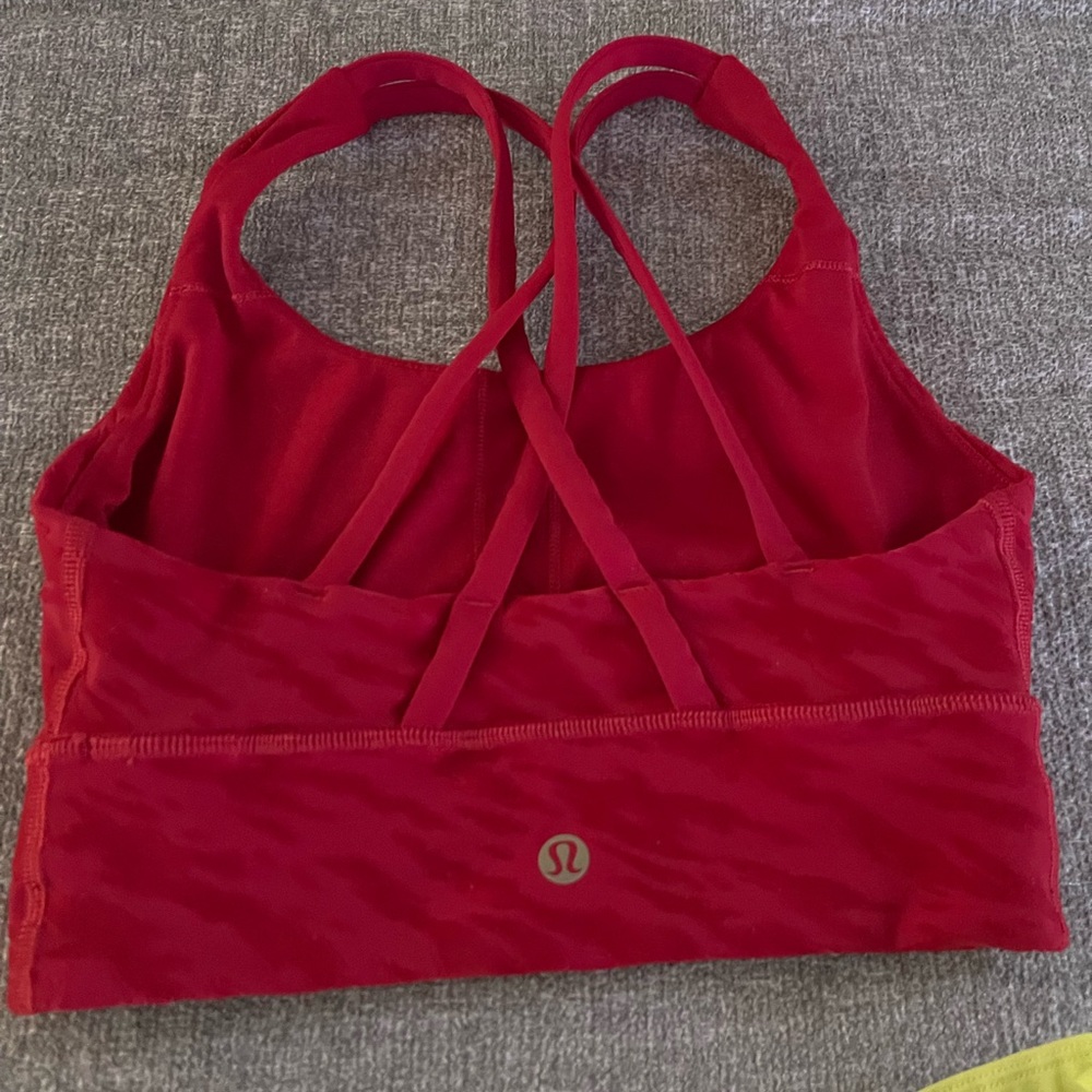 Lululemon red